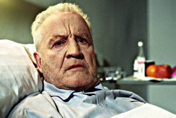 Otto (Manfred Andrae), the father of Manuela, in the hospital. Ein schöner Tag (A beautyful day) © 2005 Lanapul Film